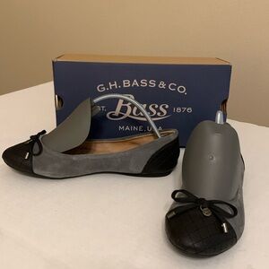 G.H. BASS Bass-Lacy Quilt Gray Suede & Black Quilted Leather Ballet Flat Size 8M